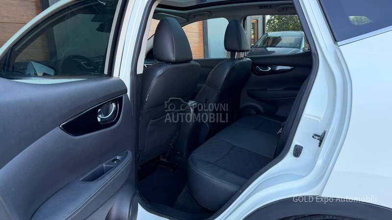 Nissan Qashqai 1.6 DCi TEKNA 360CAM