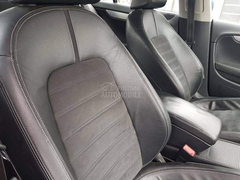 Volkswagen Passat CC 2.0 TDI