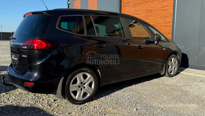 Opel Zafira 2.0CDTi 7SED FAMILY