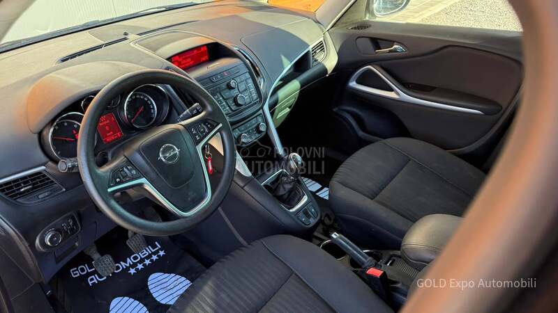 Opel Zafira 2.0CDTi 7SED FAMILY