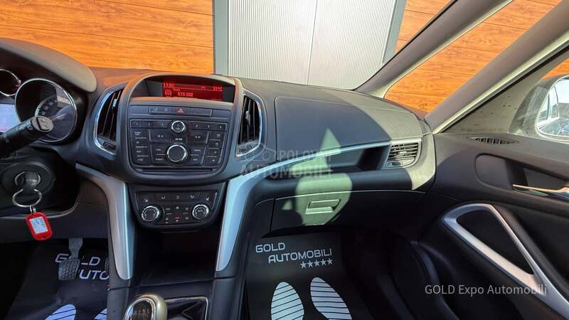 Opel Zafira 2.0CDTi 7SED FAMILY