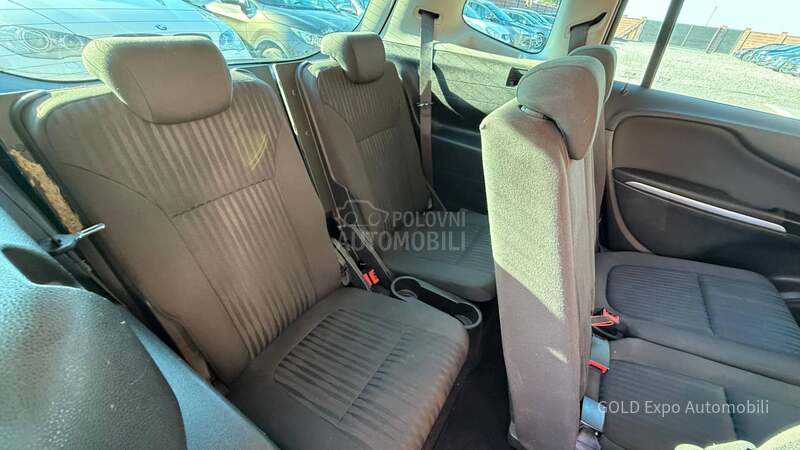 Opel Zafira 2.0CDTi 7SED FAMILY