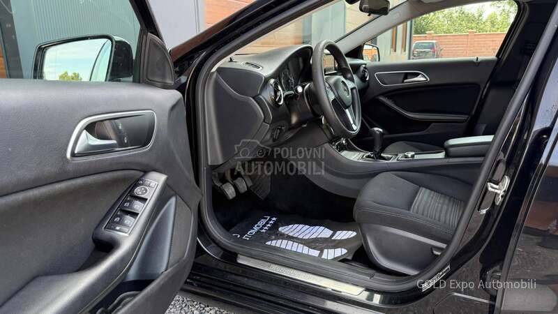 Mercedes Benz A 180 1.6B.E.N.Z FUL SPORT