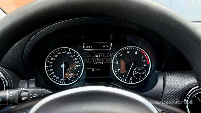 Mercedes Benz A 180 1.6B.E.N.Z FUL SPORT