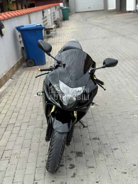 Suzuki GSXR