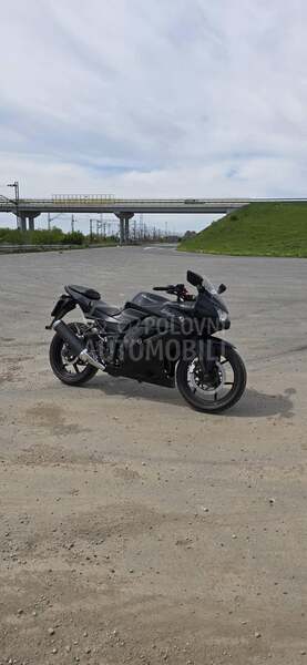 Kawasaki ninja 250r