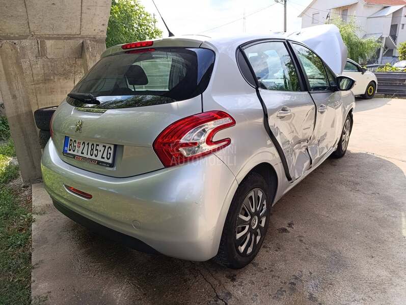 Peugeot 208 1.2