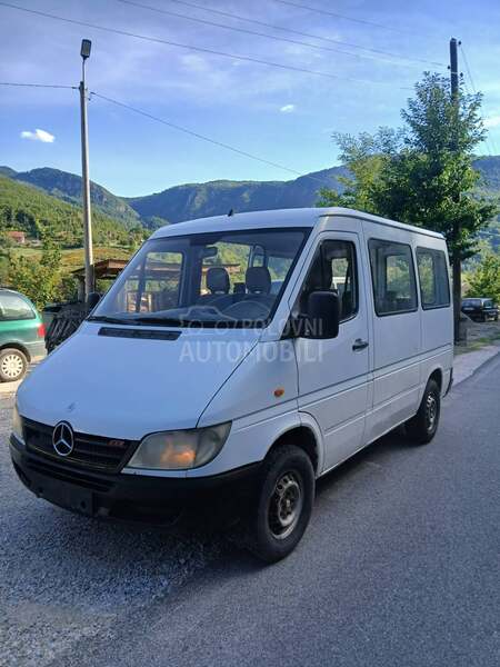 Mercedes Benz 208 cdi