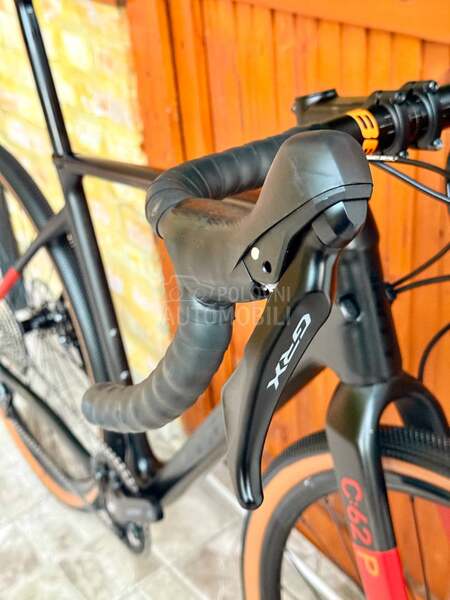 Cube Nuroad M carbon