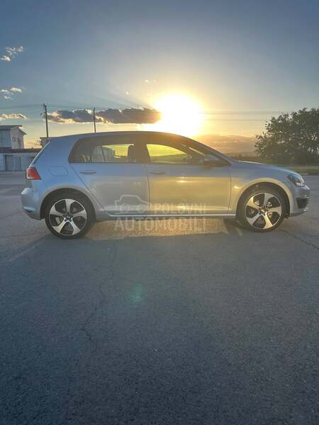 Volkswagen Golf 7 TSI