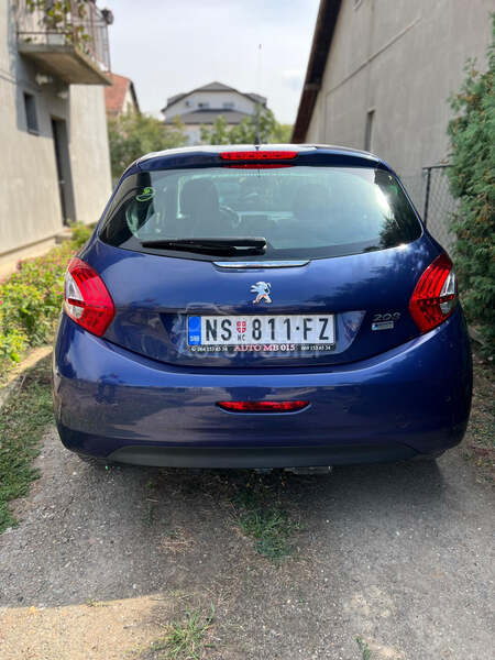 Peugeot 208 1.4 HDi