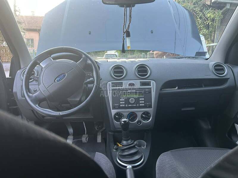 Ford Fusion 1.4