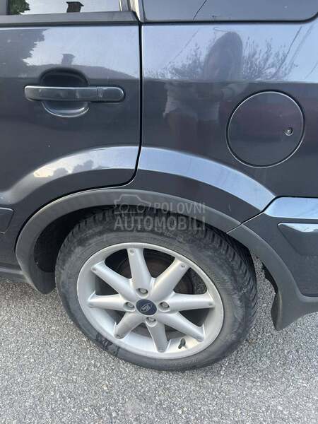Ford Fusion 1.4