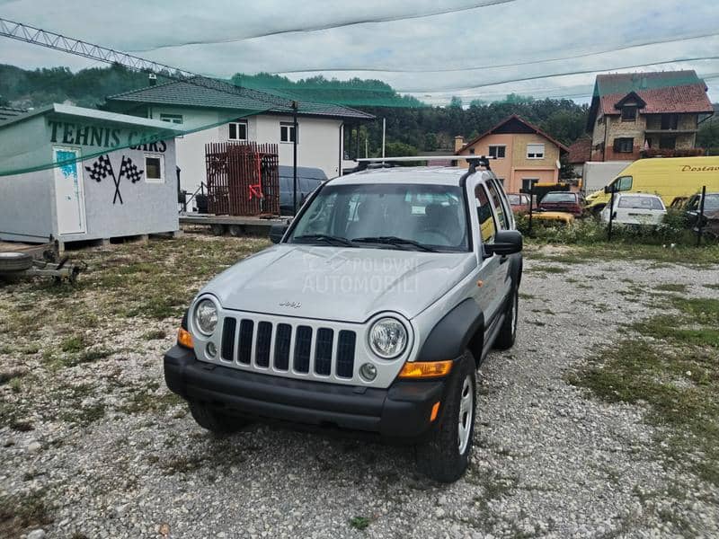 Jeep Cherokee 2.8 CRD