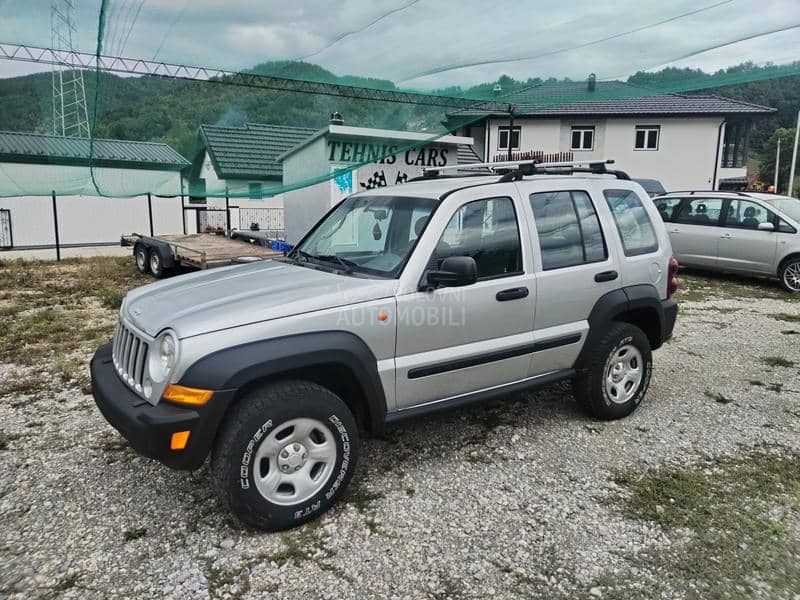 Jeep Cherokee 2.8 CRD