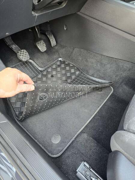Volkswagen Golf 8 2.0 TDI Nov