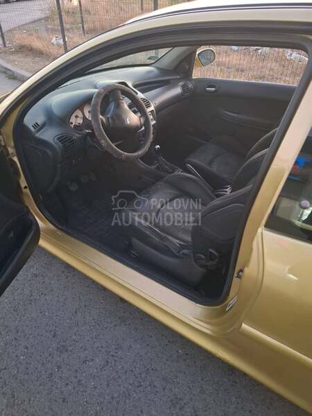 Peugeot 206 2.0 hdi
