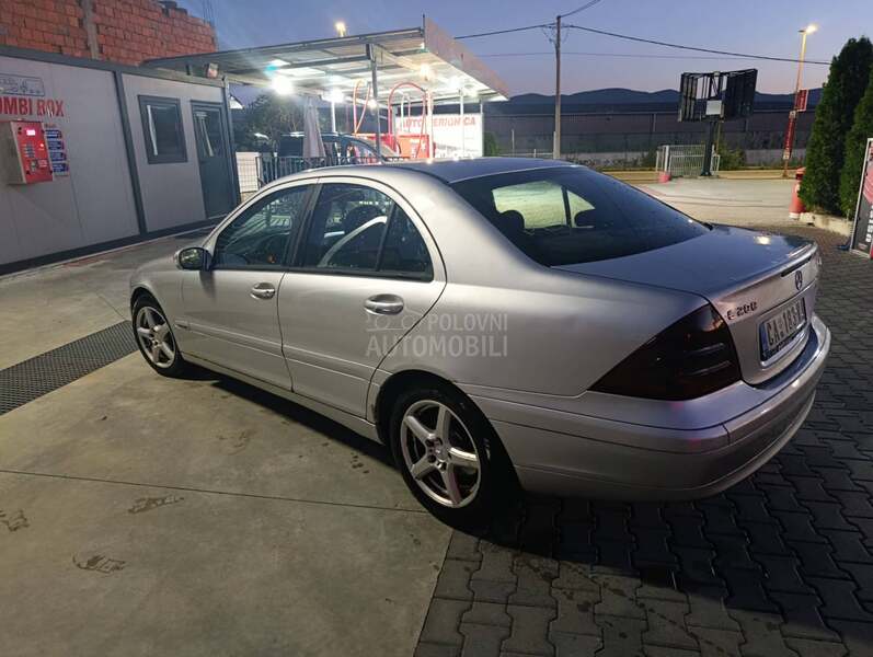 Mercedes Benz C 200 2.2CDI