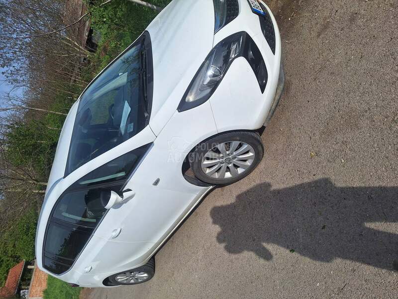 Opel Zafira Opel Zafira Tourer