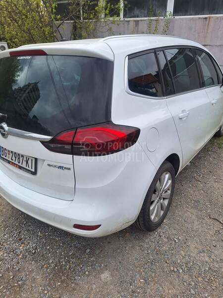 Opel Zafira Opel Zafira Tourer