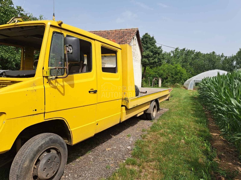 Mercedes Benz Vario 815