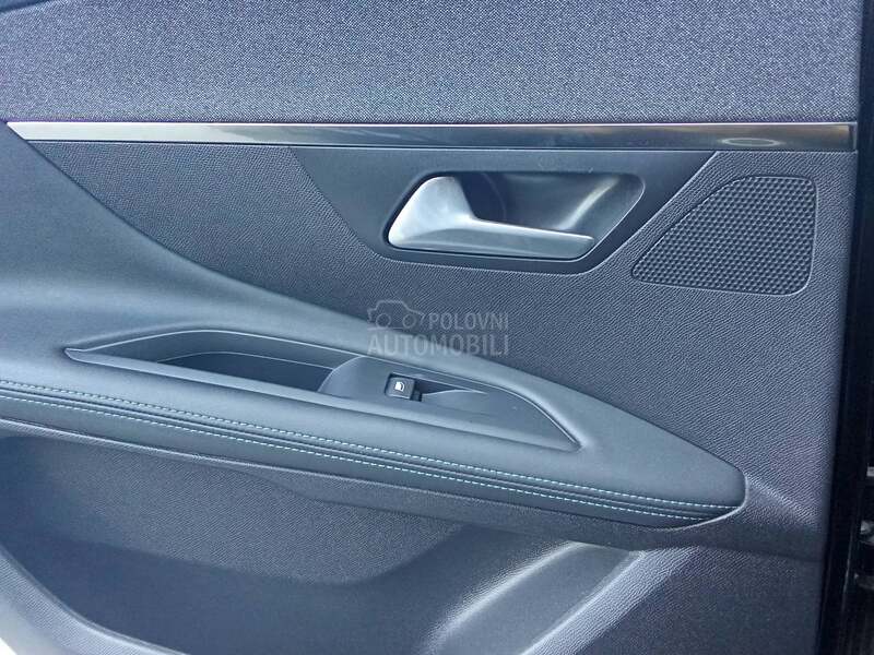 Peugeot 3008 1,5hdi ALLURE