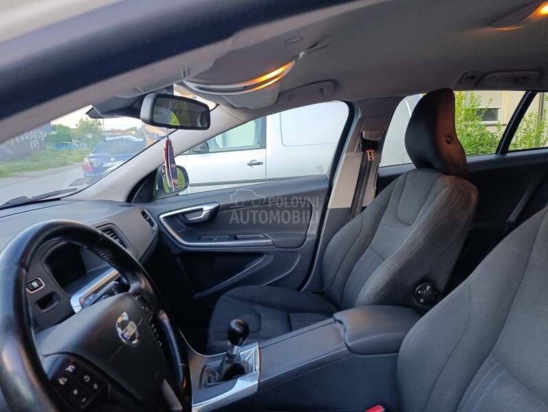 Volvo V60 1.6 HDI
