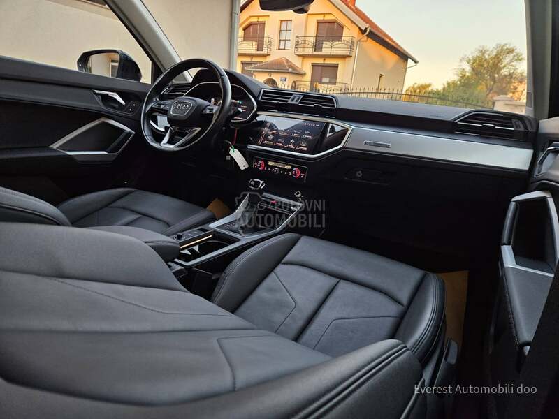 Audi Q3 2.0TDi/Matrix/Virt