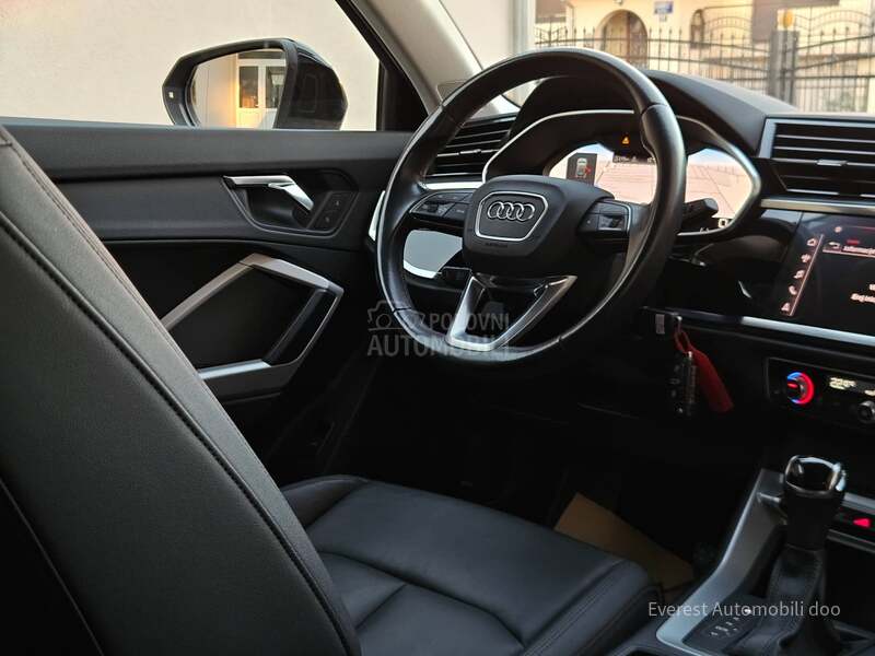Audi Q3 2.0TDi/Matrix/Virt