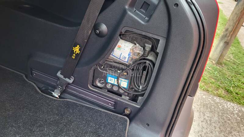 Opel Zafira 1.6 CNG