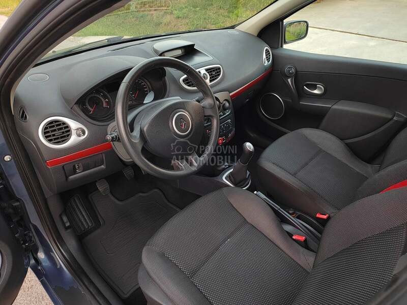 Renault Clio 1,2i 2007g D O B A R