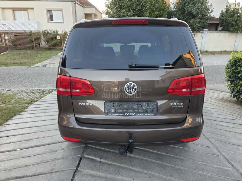 Volkswagen Touran 