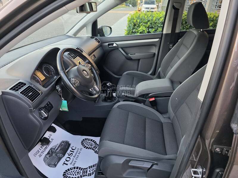 Volkswagen Touran 