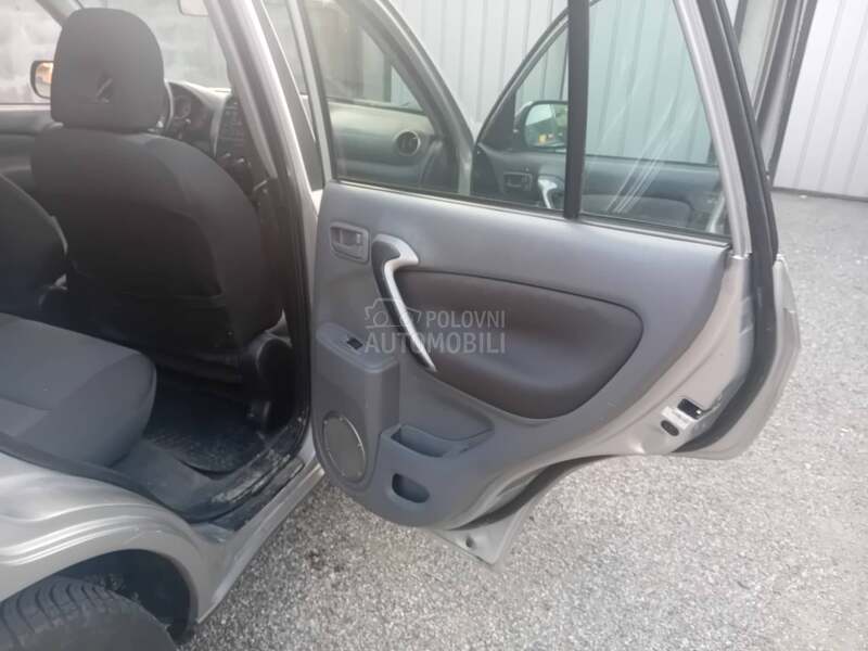 Toyota RAV 4 2.0D4D