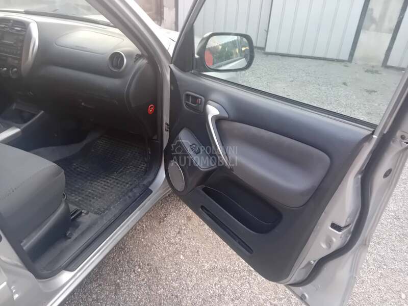 Toyota RAV 4 2.0D4D