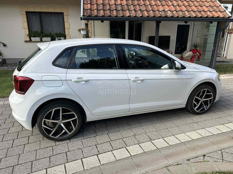 Volkswagen Polo 1.0