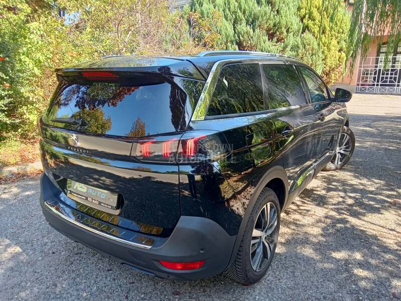 Peugeot 5008 1.5hdi ALLURE 7 sed