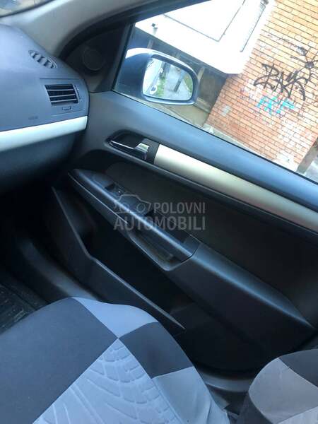 Opel Astra H 1.7 CDTI