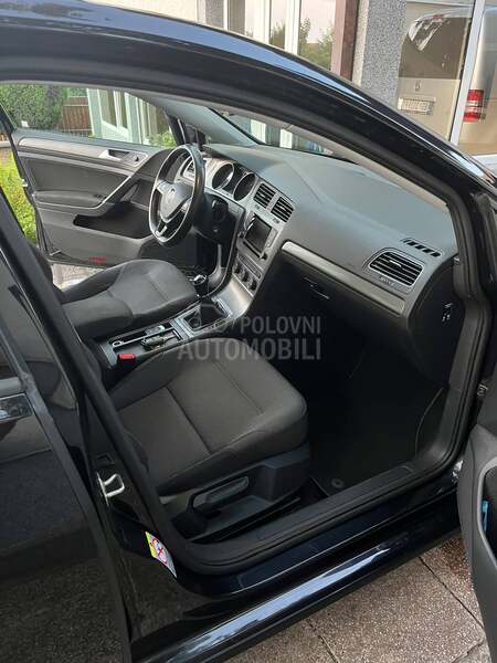 Volkswagen Golf 7 