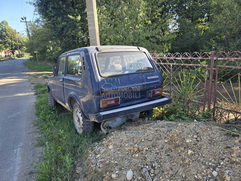 Lada Niva 