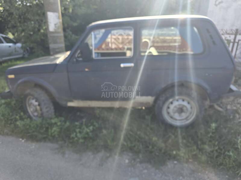 Lada Niva 