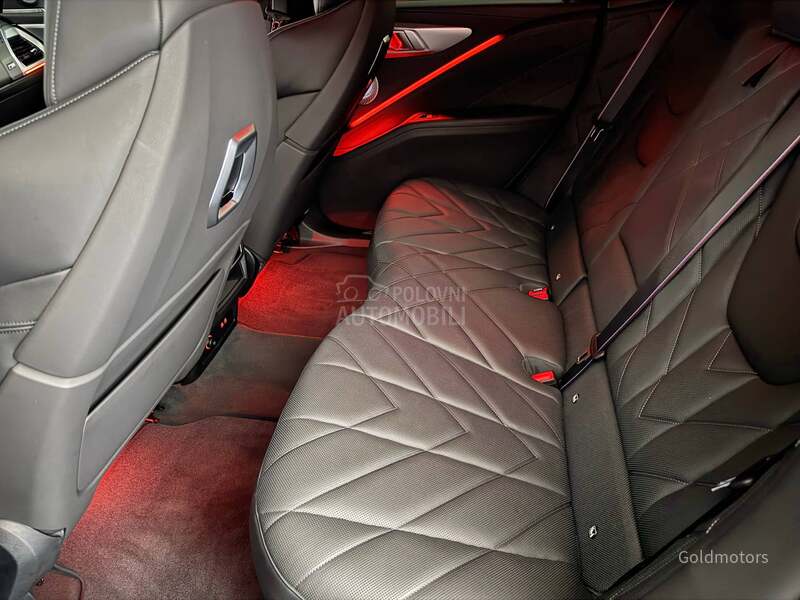 BMW XM Bowers/Wilkins