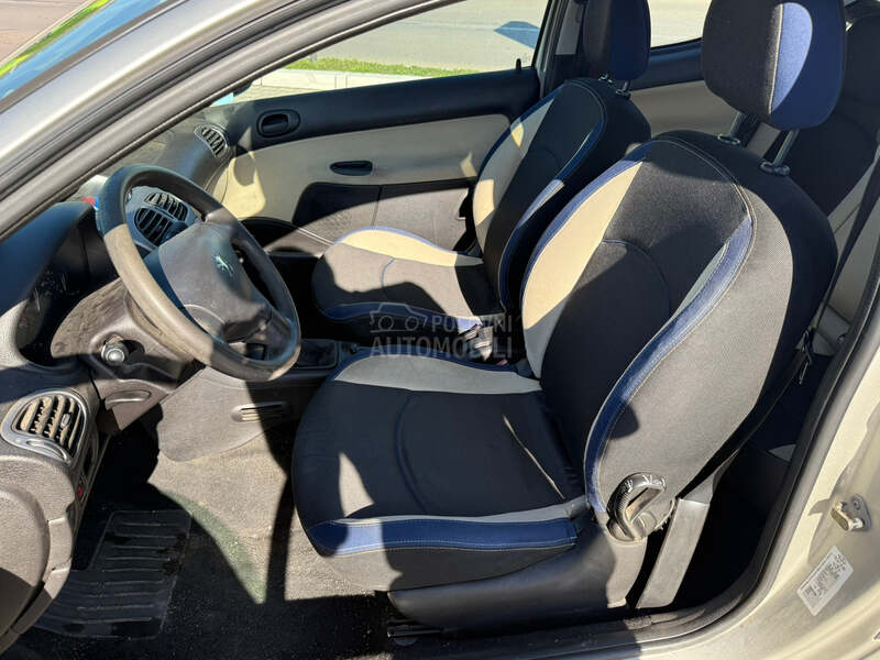 Peugeot 206 