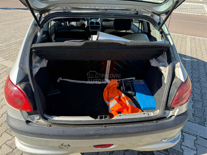 Peugeot 206 