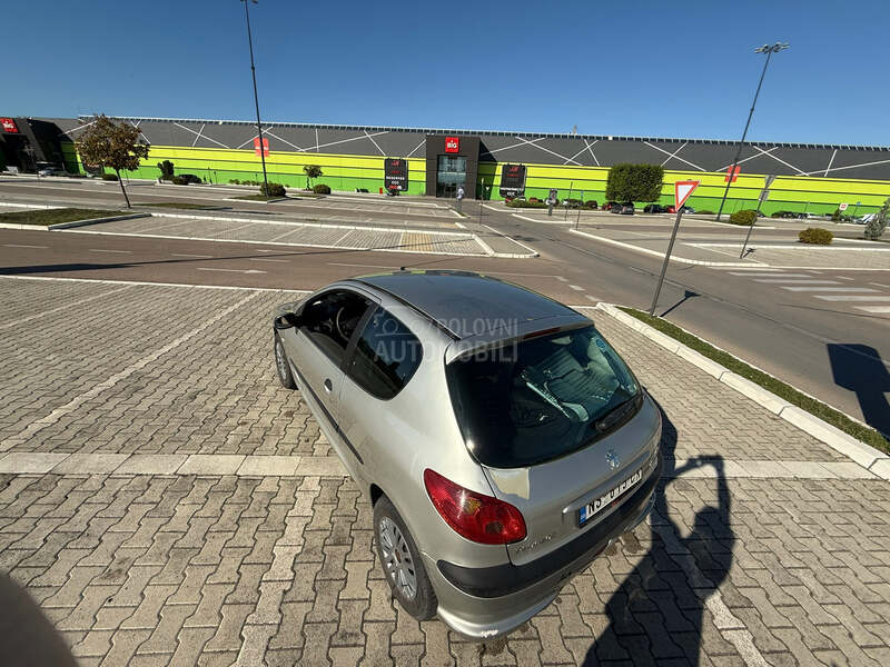 Peugeot 206 