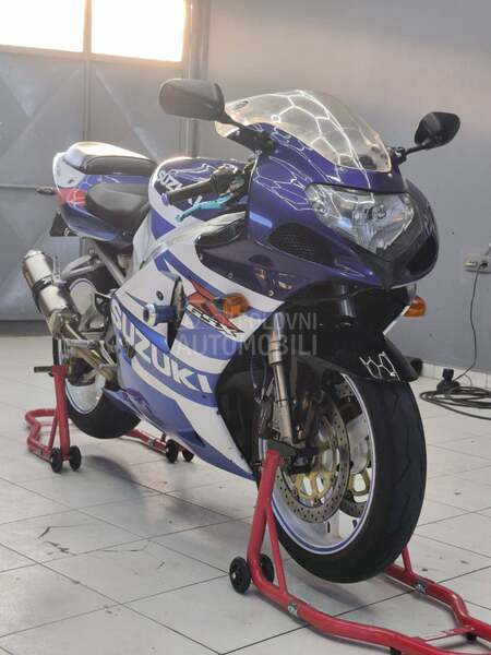 Suzuki k2 750