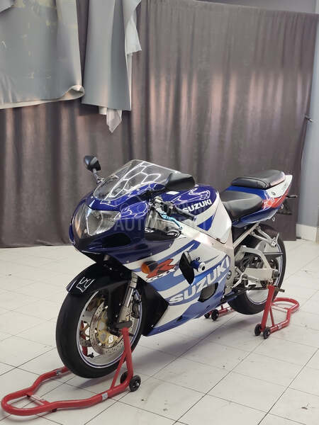 Suzuki k2 750