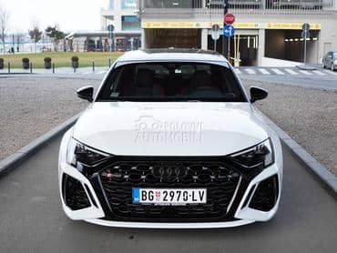 Audi RS3 LIMUZINA
