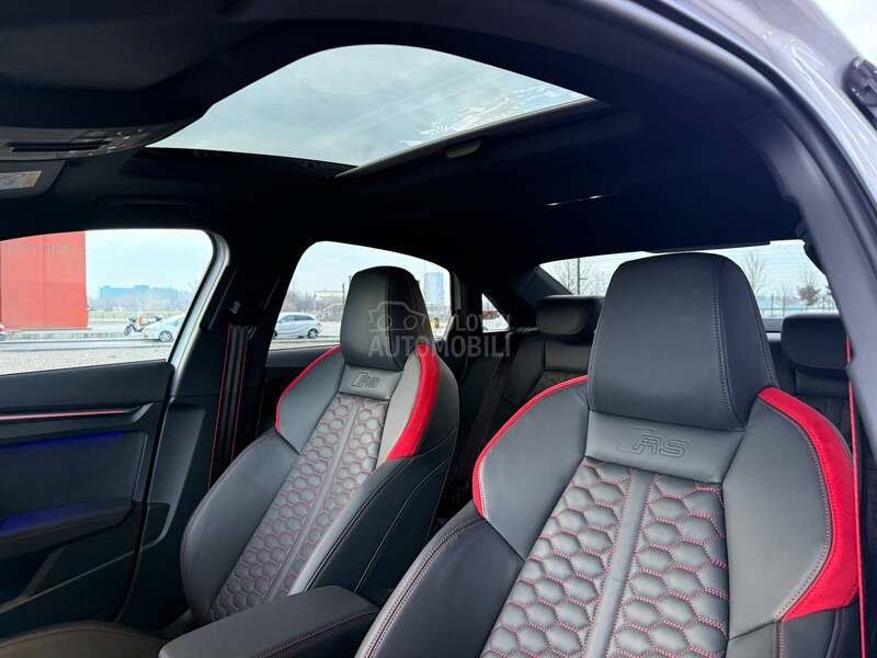 Audi RS3 LIMUZINA