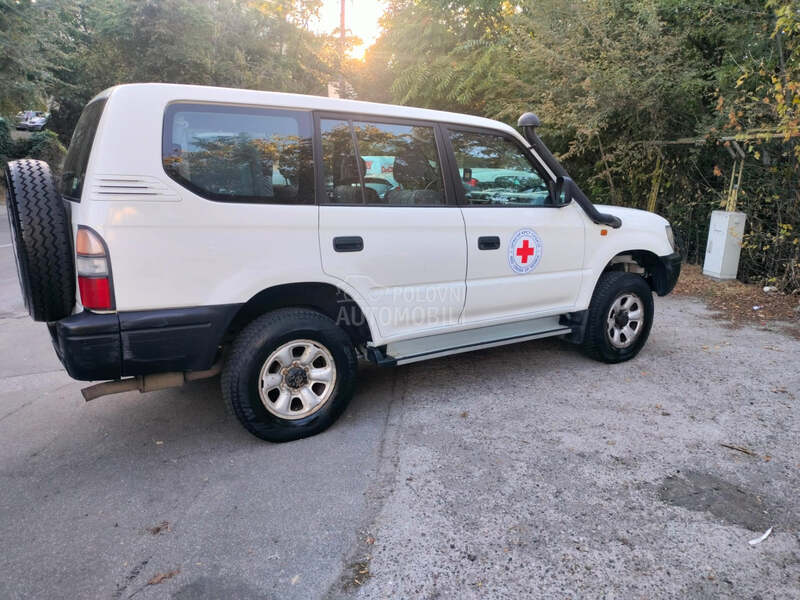 Toyota Land Cruiser 